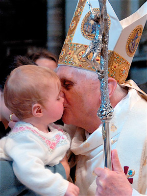 Christina Mulhern with Pope Benedict XVI, New Year’s Day 2007. (Courtesy Catholic Community Foundation)