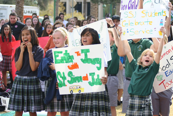 Catholic students rally at the state Capitol during Catholic Schools Week in 2010. (Ambria Hammel/CATHOLIC SUN)