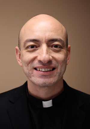 Fr. Ernesto Reynoso will host “Catholic Essence” from 8-9 a.m. on 740 AM, Radio en Familia. (J.D. Long-García/CATHOLIC SUN)