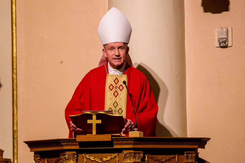 Lawyers, judges and lawmakers gather at St. Mary’s Basilica in downtown Phoenix for the annual Red Mass marking the beginning of the legislative year on Jan. 20. (Billy Hardin/CATHOLIC SUN)