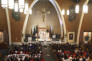Hundreds of students packed tightly into the pews at Ss. Simon and Jude Cathedral for an all-school liturgy Jan. 28 as part of Catholic Schools Week celebrations. (Ambria Hammel/CATHOLIC SUN)