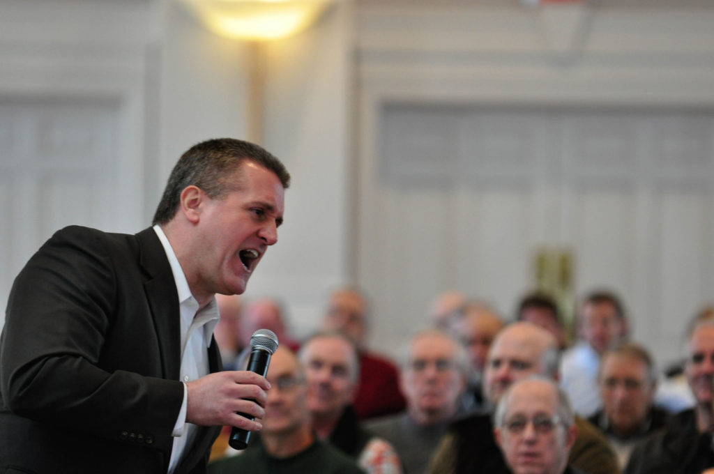 Tim Staples, director of apologetics and evangelization at Catholic Answers, speaks March 7 to Catholic men gathered for a conference at St. Philip Church in Franklin, Tenn. (CNS photo/Andy Telli, Tennessee Register) 