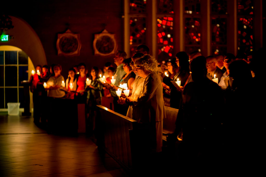 Easter Vigil April 4 at Ss. Simon and Jude Cathedral in Phoenix. (Billy Hardiman/CATHOLIC SUN)