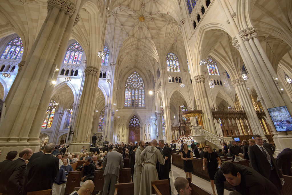 People fill the pews before the start of a prayer service led by Pope Francis at St. Patrick's Cathedral in New York Sept. 24. (CNS photo/Mike Crupi)