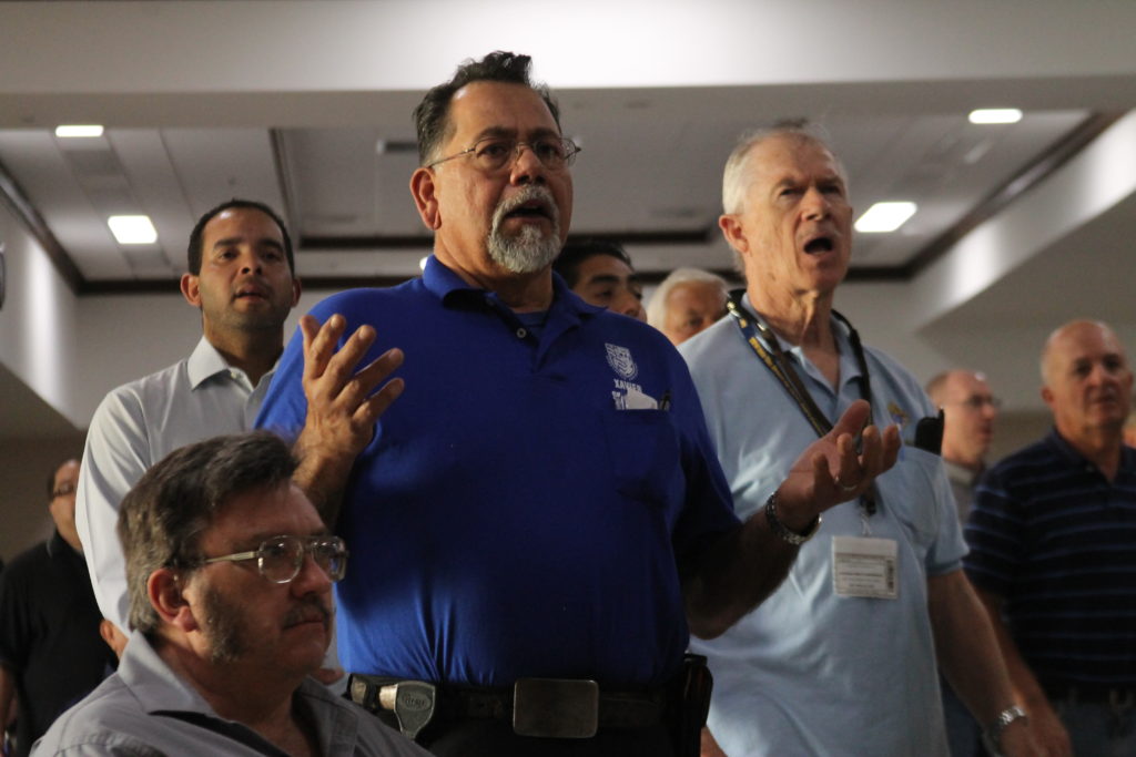 Fraternity and the bonds of brotherhood are built through participating in men’s groups and the annual men’s conferences held in the Diocese of Phoenix, as seen in this photo from a recent conference. (File photo/CATHOLIC SUN)