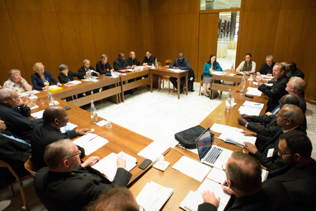 English-speaking delegates at the Synod of Bishops on the family meet to discuss the working document at the Vatican Oct. 19. (CNS photo/L'Osservatore Romano) 