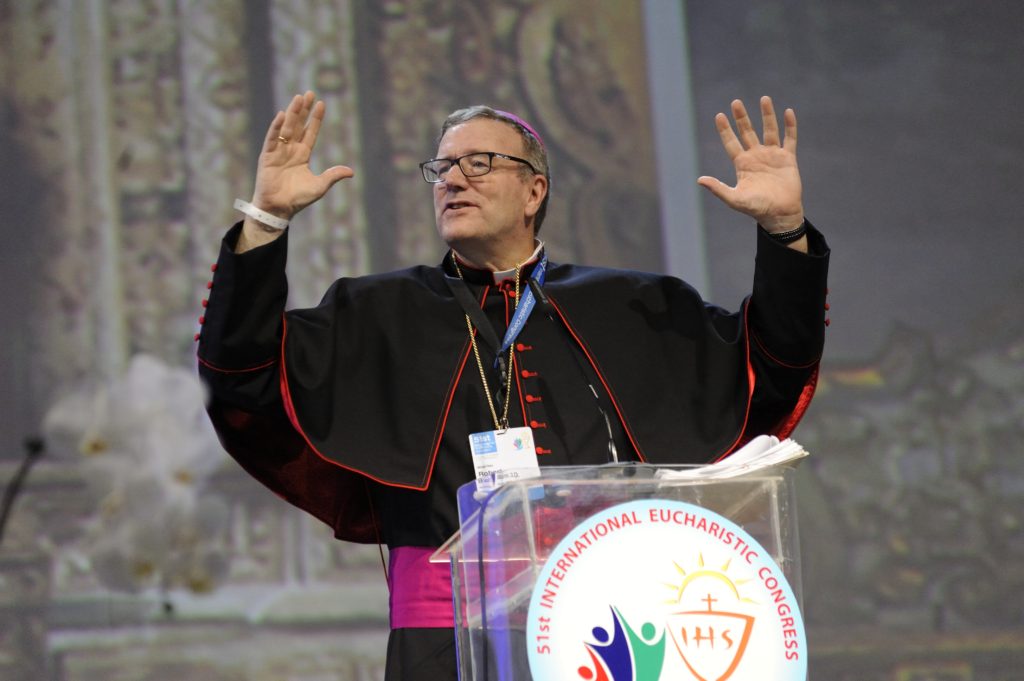 Los Angeles Auxiliary Bishop Robert E. Barron speaks at a session of the 51st International Eucharistic Congress in Cebu, Philippines, Jan. 26. (Katarzyna Artymiak/CNS)
