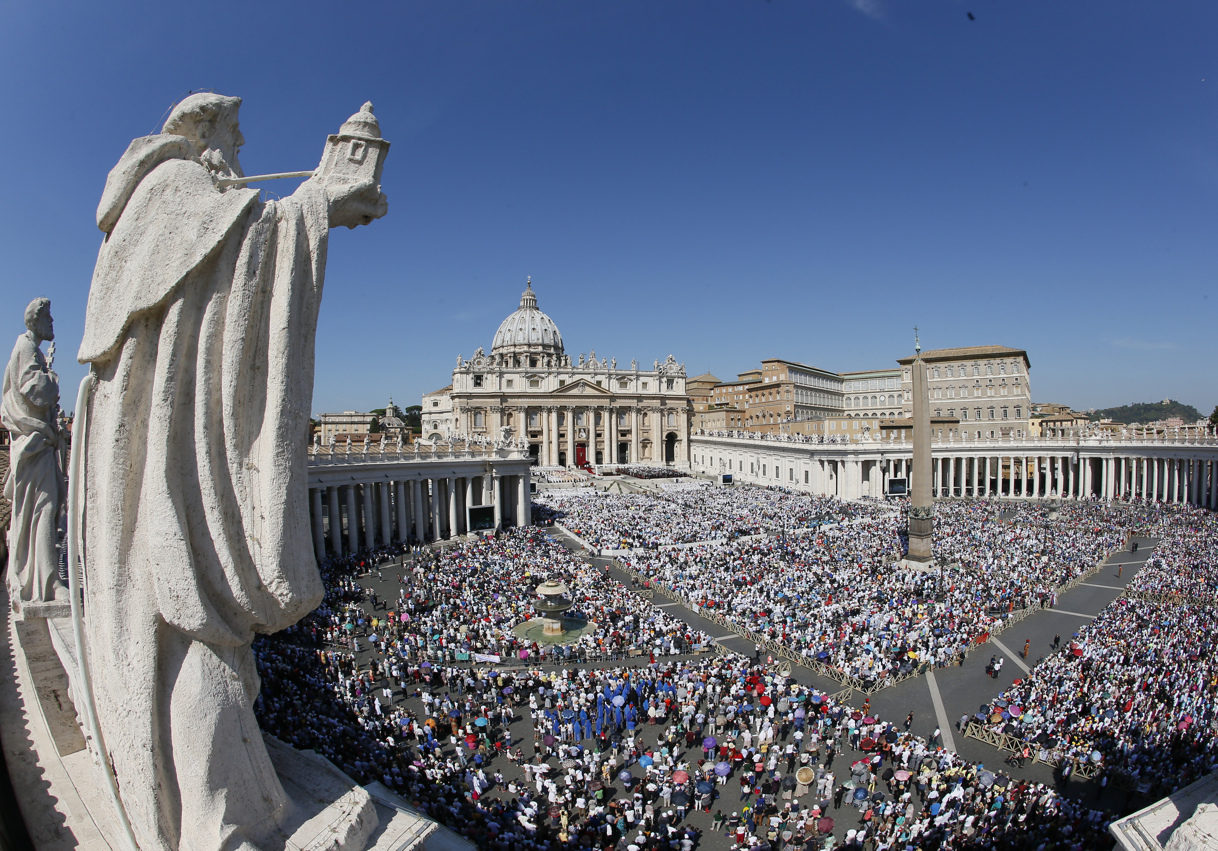 Pope Francis celebrates the canonization Mass of St. Teresa of Kolkata in St. Peter's Square at the Vatican Sept. 4. (CNS photo/Paul Haring)