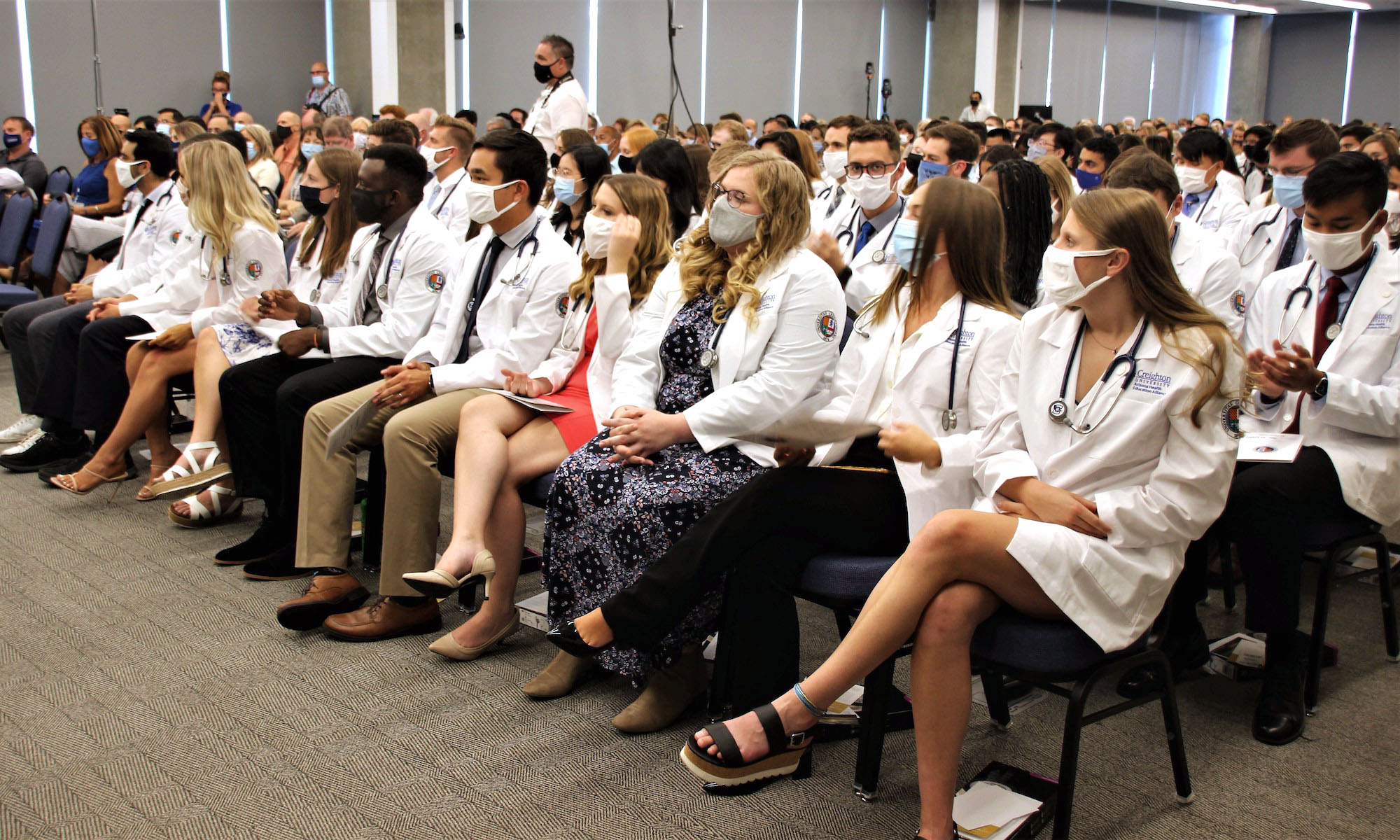 100-don-white-coats-as-creighton-s-first-four-year-medical-class-at-new